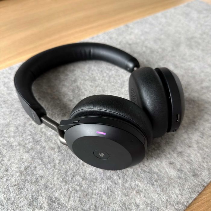 Jabra Evolve2 75