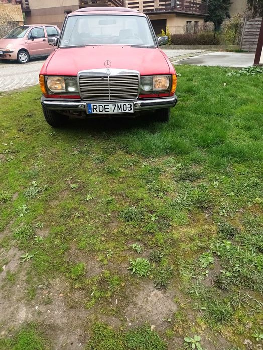 Mercedes-Benz W123