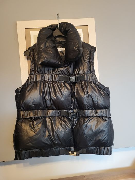 Bastet L kamizelka odpinana krótka długa klamry czarna gruba