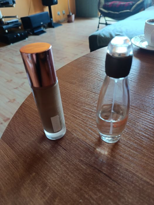 Perfumy Celebre plus puder płynny NAM