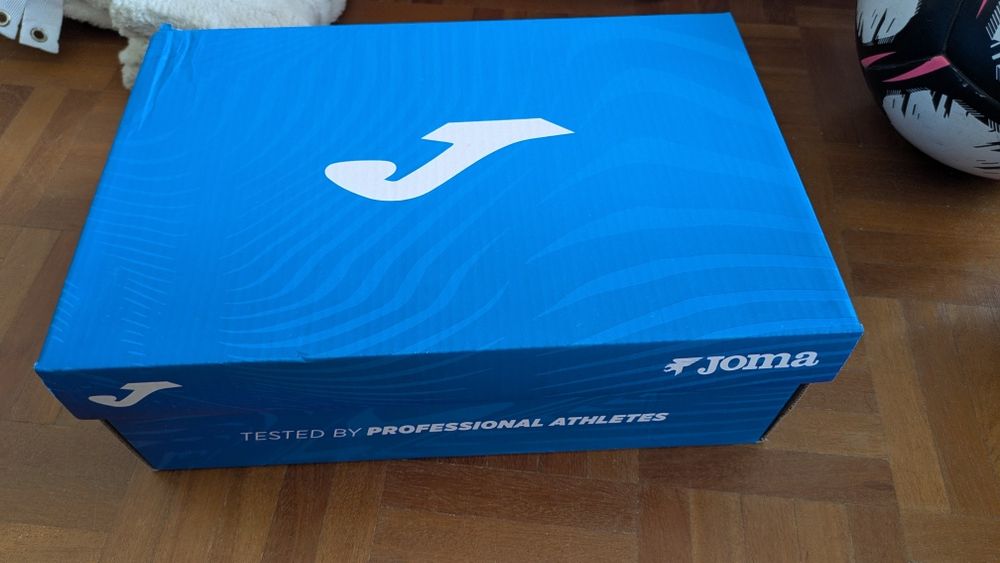 Tênis futsal Joma (novos)