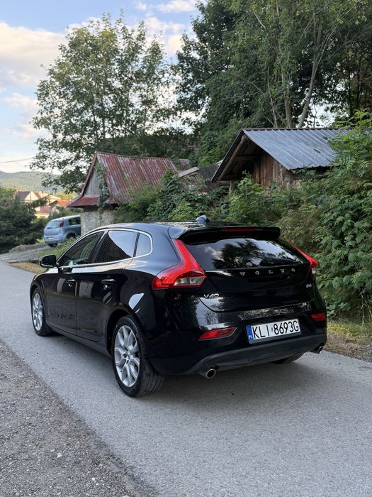 Volvo V40 D4 2012