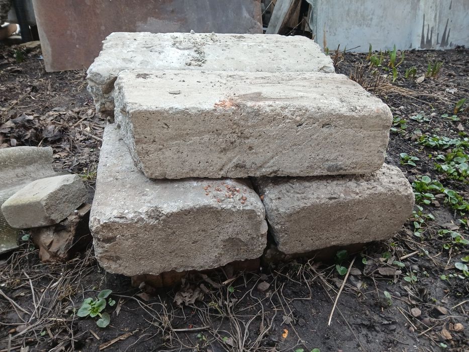 Плитка напольна 14*25 рад,  бетонні бардюри рянського часу, якісна