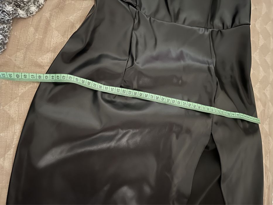 Ефектна сукня-міні