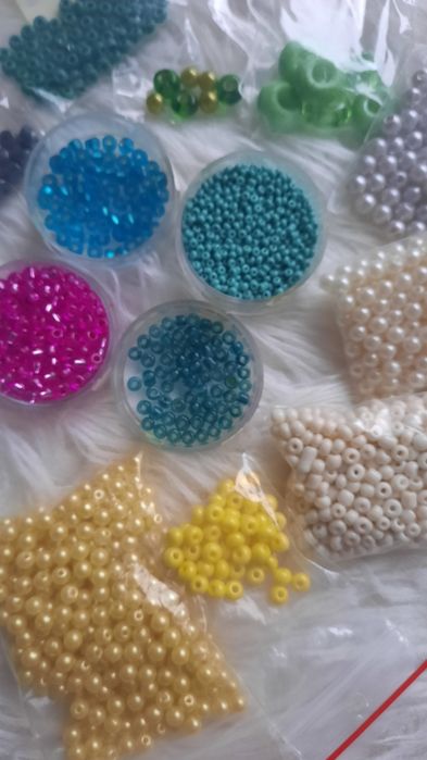 Koraliki do robienia biżuterii