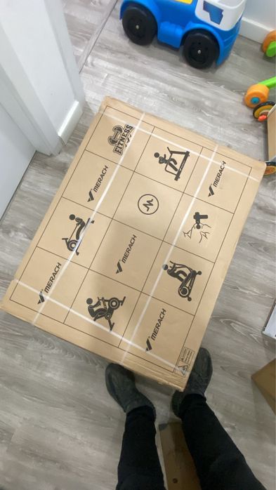 Vendo bicicleta de treino nova fechada