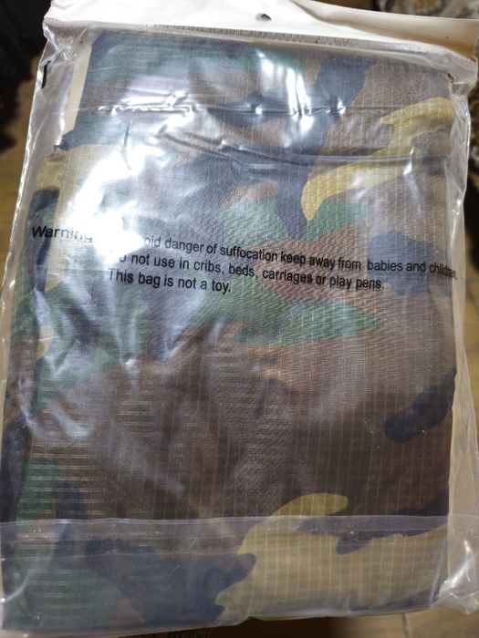 Пончо ( дощовик)  Rothco Enhanced Rip-Stop Poncho (Woodland Camo).