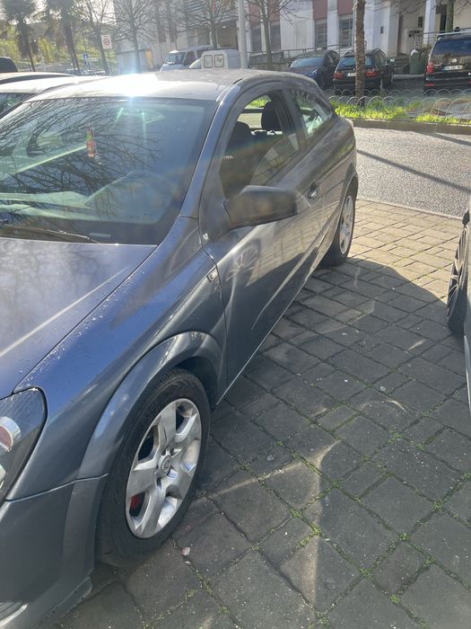 Opel astra gtc em muito bom estado