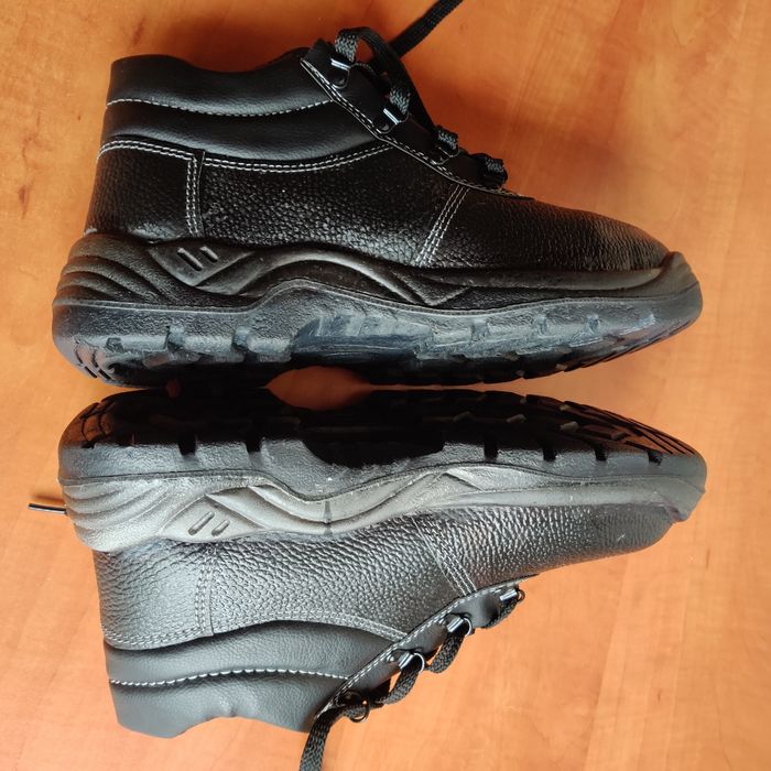 Нове! Робоче взуття черевики Antistatic 43 розмір