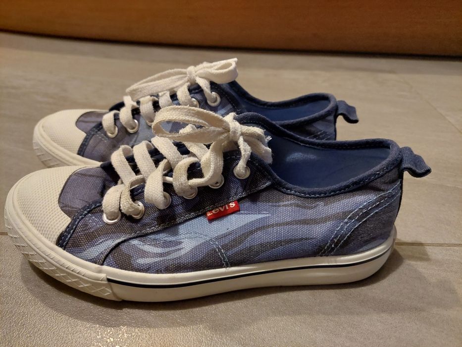 Trampki Levis 36