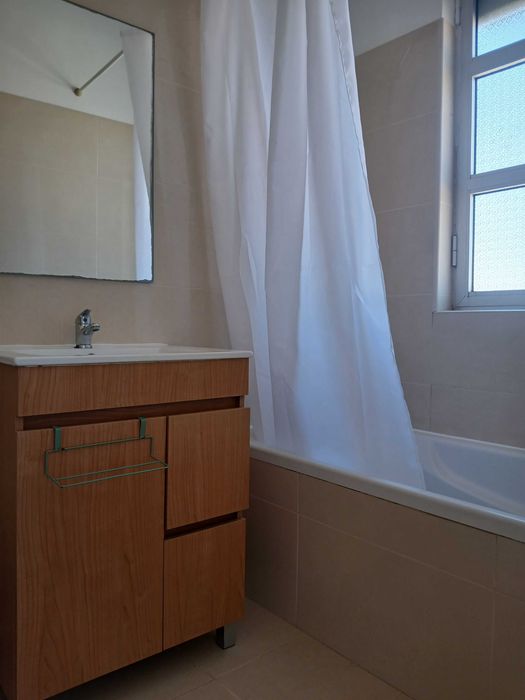 T2 Bairro das Novas Nações - Lisboa - €1.300,00/mês