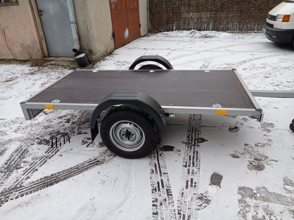 Przyczepka samochodowa platforma