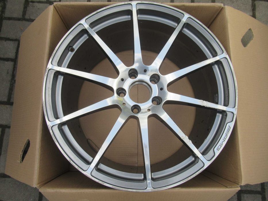 1x Felga 20 Mercedes GT-S SLS 197 AMG 11x20 ET68 oryginał