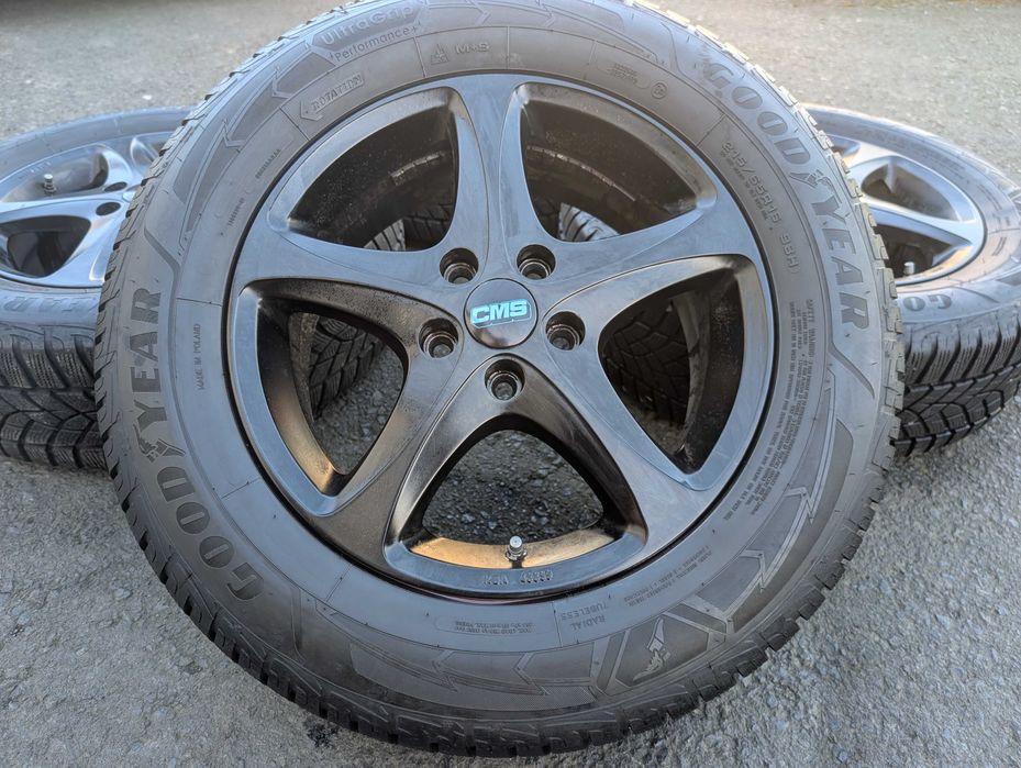 Komplet kół CMS Ford Kuga 6,5jx16 et50 215/65 r16 goodyear zima