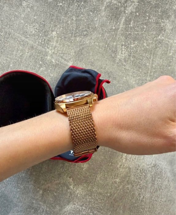 Zegarek marki TISSOT w kolorze rose gold