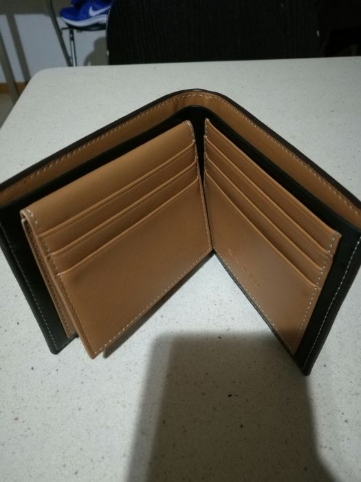 Carteira de homem nova