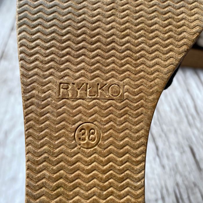 Buty damskie RYŁKO rozmiar 38