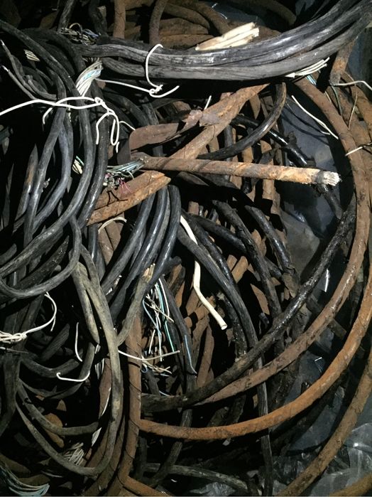 Резчик по металлолому