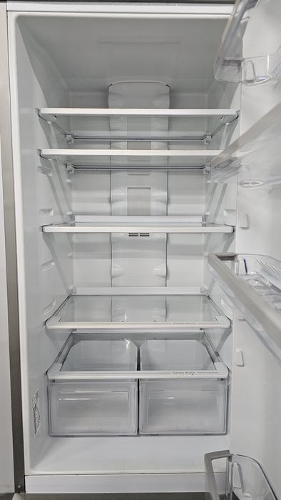 Frigorífico hotpoint ariston combinado com painel frontal digital