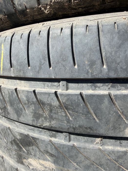 Dunlop 325/30r21