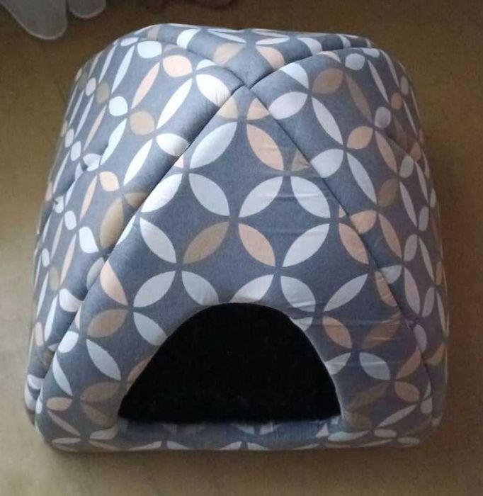 Будиночок для котів