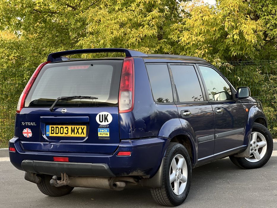 Продам Nissan X-trail 2.2 дизель,полный привод ,в очень хорошем состоянии