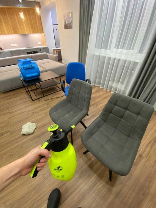 Прибирання квартир та будинків / Клінінг / Хімчистка меблів