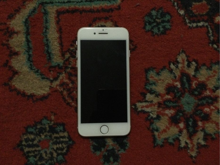 Продам Iphone 8 64GB Neverlock