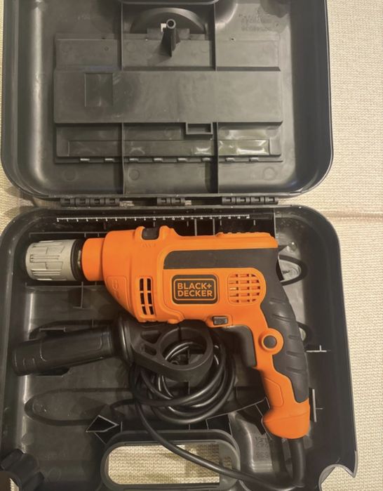 Berbequim Black+Decker + brocas incluídas