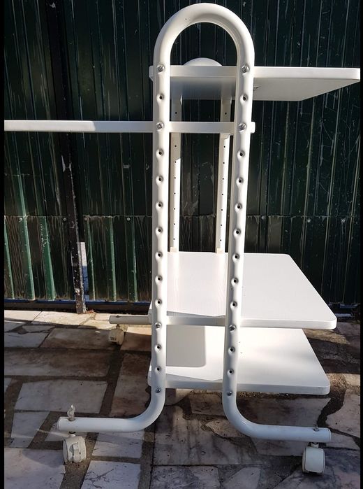 Mobile Desk/Shelf with 4 Shelves64286037133827122