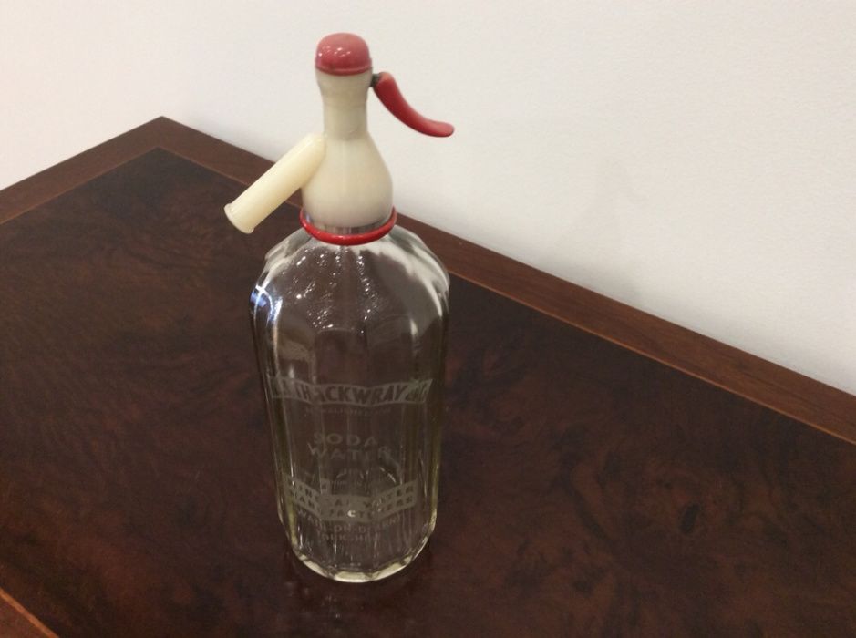 Garrafa sifão (bar)