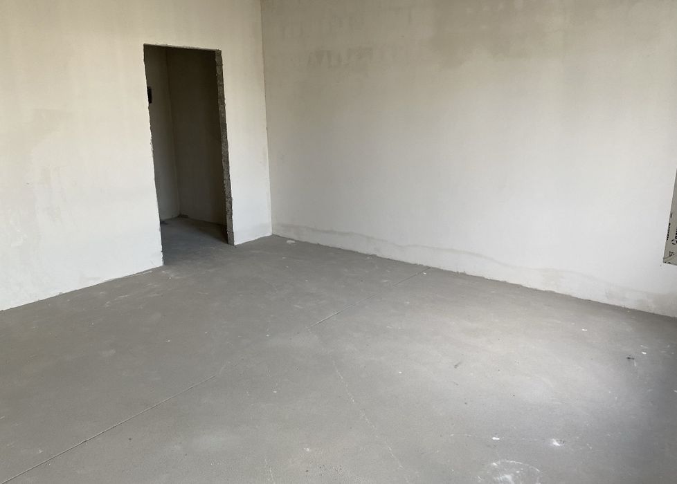 Продається велика студія в ЖК Молодість 30м2 .Без комісії!