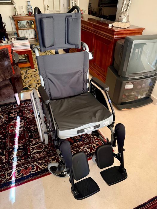 Cadeira de Rodas Cama Orthos XXI – Reclinável