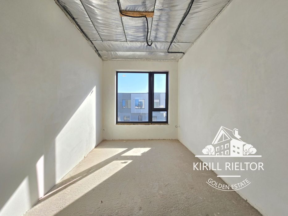 Продается современный дуплекс рядом с озером в городке "Золотые Ключи"