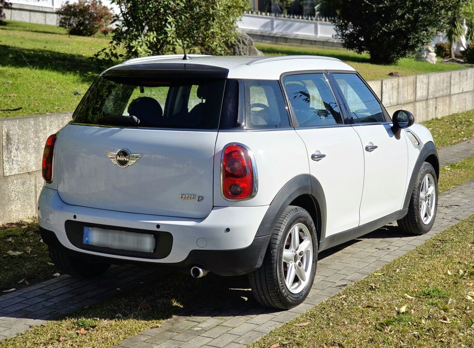 Mini Countryman ONE D  NACIONAL