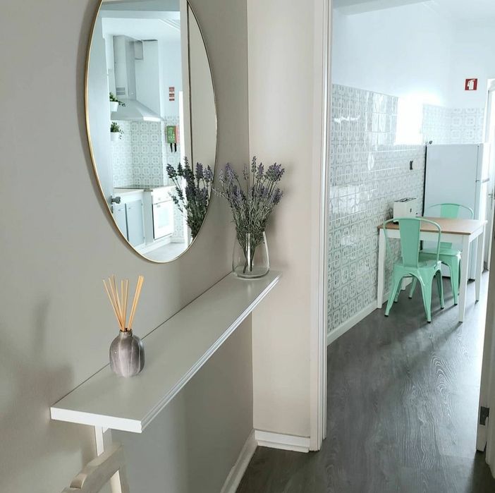 T1 para arrendar ao ano. Perto do mercado Faro