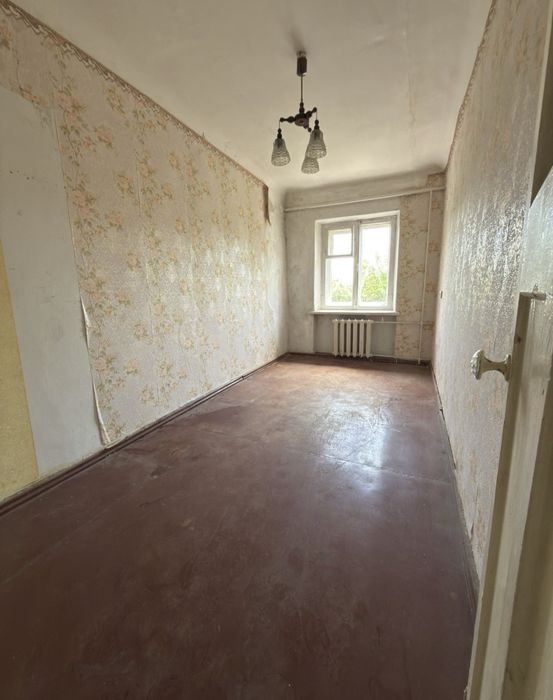 Продаж 3-кімнатна квартира Сміла