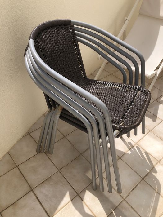 Conjunto de 4 Cadeiras de Varanda – Metal e Rattan Sintético