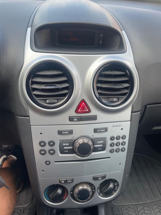 Corsa D cdti  carrinha anda todos os dias