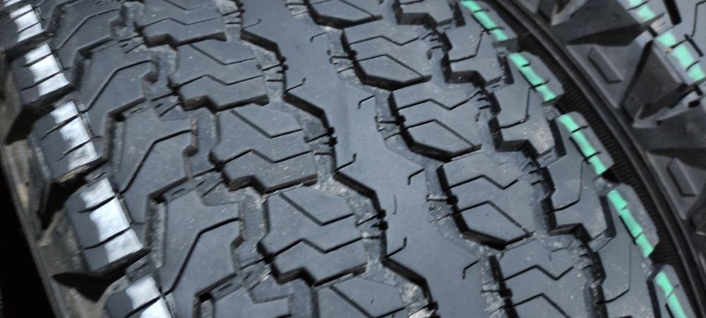 Pneus 265/70/16 Goodyear usados