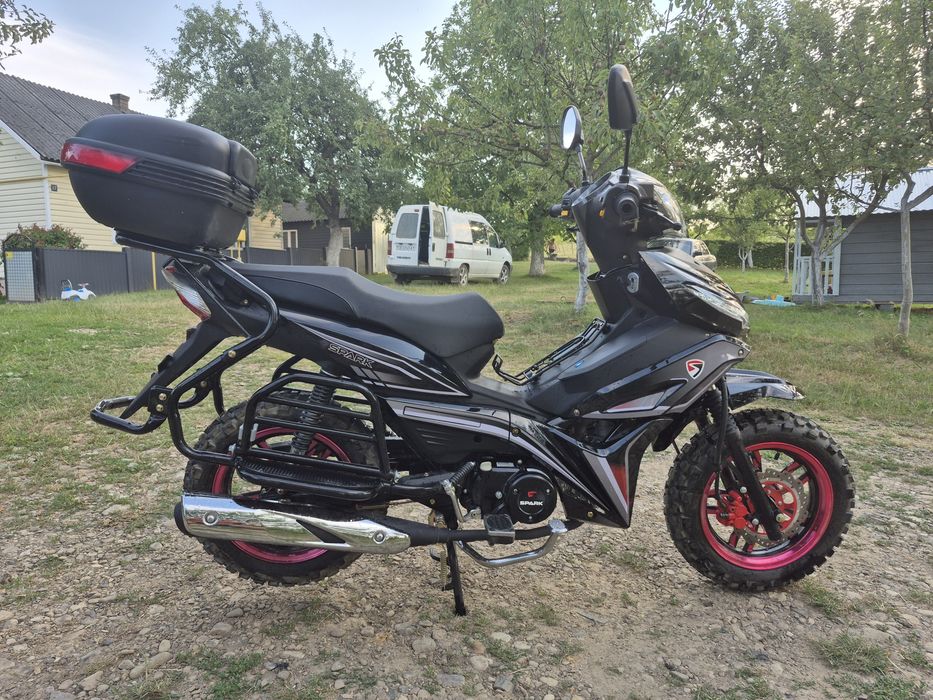 Продам мотоцикл спарк 125