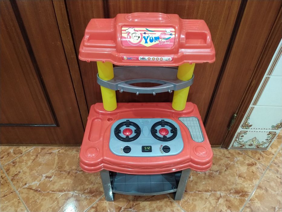 Cozinha fogão de brincar criança bebé casa apartamento vivenda escritó