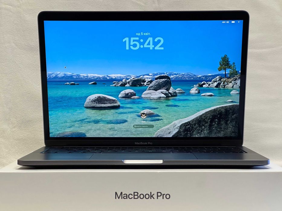 Macbook Pro 13 - M2 - 16/500 GB 2022 - Space Grey-90% батарея