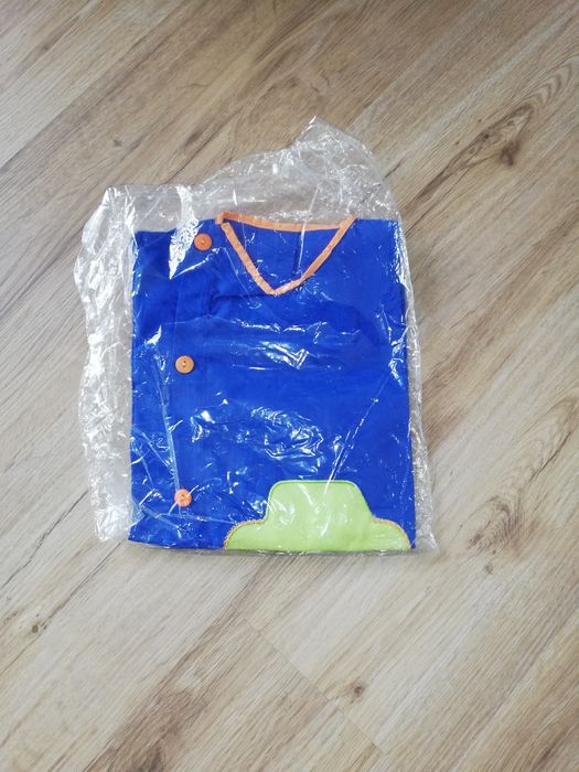 Bibe de criança tamanho 5/6 anos