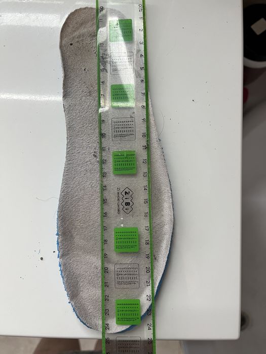 Кроссовки Air jordan