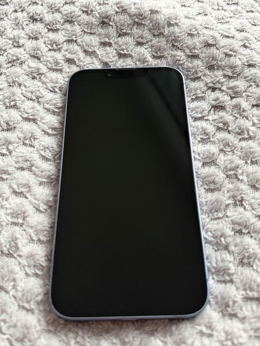 iPhone 14 niebieski