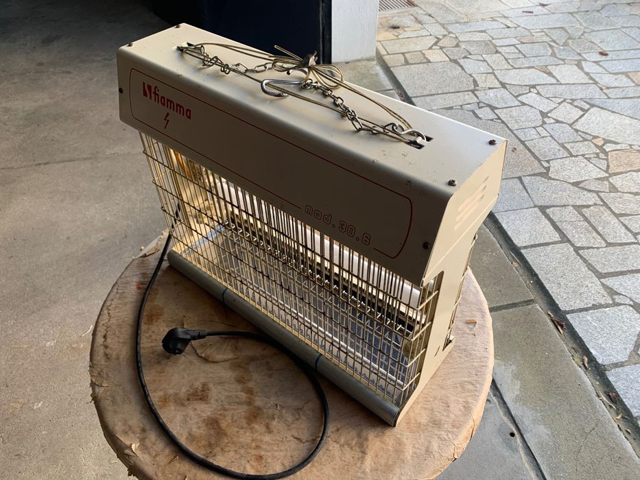 Eletrocutor de Insetos Fiamma EI 30.6