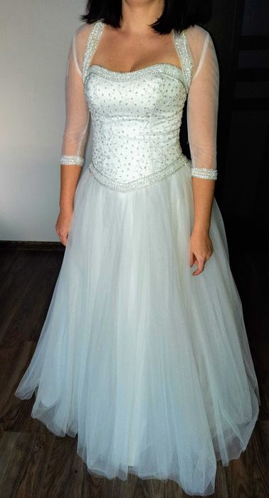 Suknia ślubna idealna na drobna i niską osobę, biała princesska