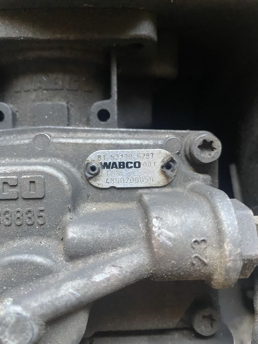 Тормозний клапан гальмівний клапан MAH TGL TGM WABCO 81.52130-6287