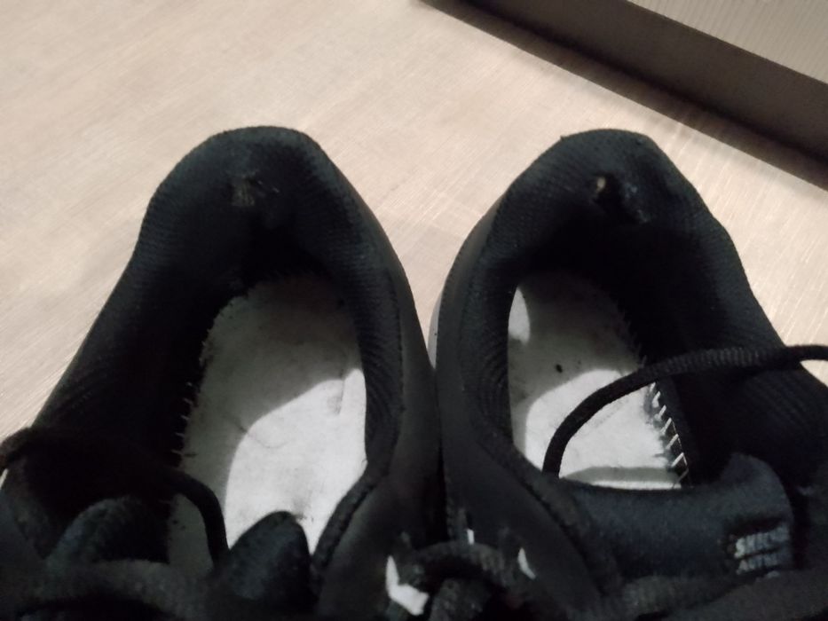 Кросівки Skechers  р. 42 28.5см